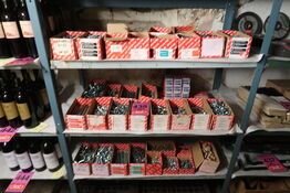 Stort parti skruer, bolte, møtrikkerne m.m. 