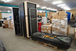 Diverse messe-vægmoduler og døre