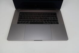 Apple MacBook Pro i9 15,6"