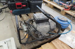 Kompressor samt dykkerpistol & luftslange med oprul