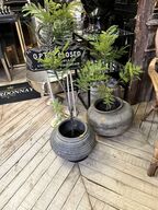 2 stk. Potter m. Planter