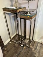 2 stk. Side borde i træ/glas/jern 35x35x90 cm./20x20x75 cm.