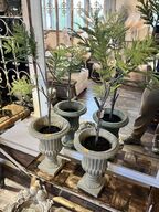 2 stk. Potter m. Planter