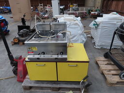 Friturergryde på bord