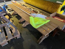 2 stk. bænke og net