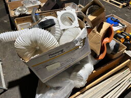 Indholdet på pallen