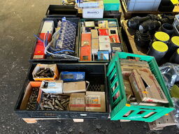 Indholdet på pallen