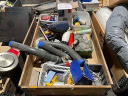 Indholdet på pallen