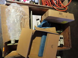 Indholdet på pallen