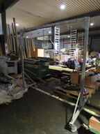 Tørrestativ med kroge til ophæng 