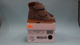 Sko ANGULUS - str. 23