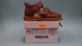 Sko ANGULUS - str. 24