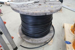 Kabeltromle med div. Kabel