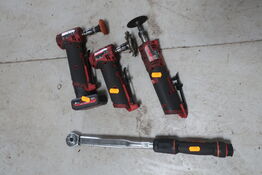 3 stk. slibemaskiner MILWAUKEE samt momentnøgle 