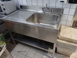 Vaskebord med armatur