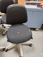 To kontorstole RH Mereo 200