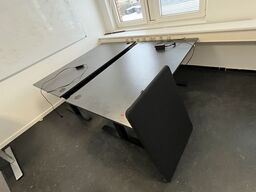 To hæve/sænkeborde. 