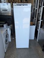 ASKO integreret køleskab