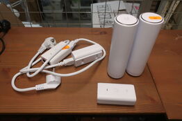 2 stk. trådløs forbindelse UNIFI 6 mesh access ponit u6-mesh