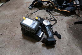 Arbejdslampe samt batteri og lader HIKOKOI