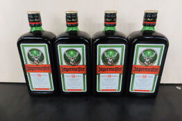4 fl. Likør JÄGERMEISTER