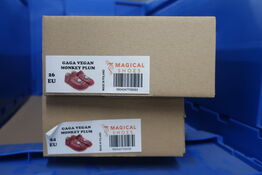 2 par sandaler MAGICAL SHOES Gaga Vegan Monkey Plum Str: 24, 26