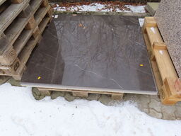 Palle med store fliser 120x120 cm