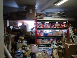 Tøm rummet  GÆLDER DE TING, DER SES PÅ BILLEDERNE. GÆLDER IKKE FYR OG HVIDEVARER I RUMMET.