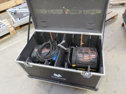 2 stk. Fresnel lamper i Flightcase - DESISTI LEONARDO 2kW