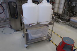 Opbevaringsvogn uden indhold