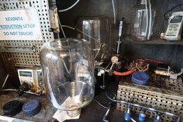 Div. Laboratorieglas, udstyr m.m.