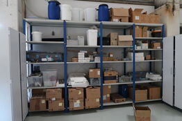 4 fag lagerreoler uden indhold