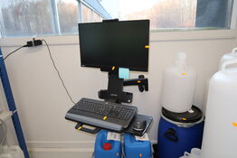 Computerskærm LENOVO ThinkCentre, tastatur, mus computer LENOVO ThinkCentre TIO24 Gen3 Touch