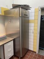 Køleskab I rustfrit stål GRAM