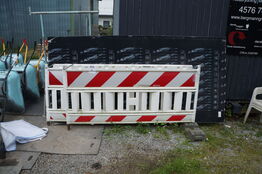 2 stk. afskærmninger