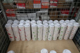 96 dåser á 80g - 8-12 varianter