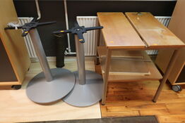 2 stk. stel samt bord
