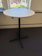Højt rundt cafébord