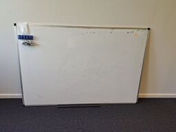 Whiteboard 
