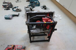 Bordrundsav MILWAUKEE M18 FTS210