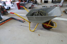 Trillebør med indhold