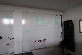 2 stk. whiteboards