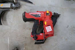 Akku sømpistol MILWAUKEE M18 FFN