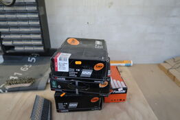 4 kasser søm TJEP, PASLODE