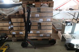 Segway Ninebot ES4 El løbehjul MOMSFRI