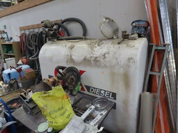 Dieseltank med pumpe