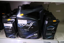 3 dunke olie WOLF 10W60 M 5L