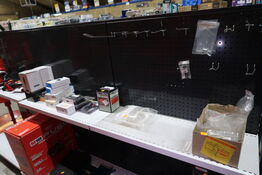 Sæbedispenser, div. Værktøj m.m.