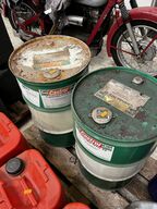 2 stk. tønder olie CASTROL CARELUBE HTG 32