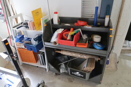 2 stk. sortimentsreoler med indhold